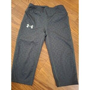 Under armour youth girls size small capris
